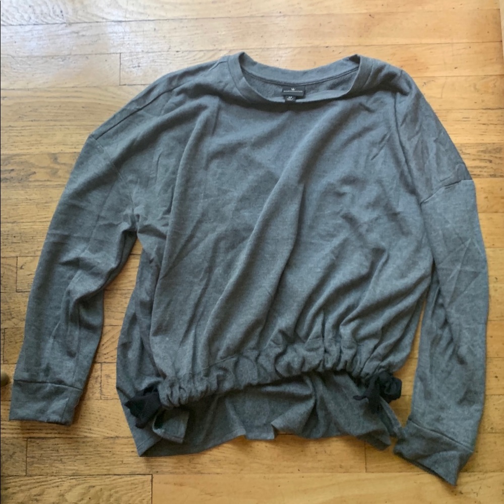 Women’s ruched sweater